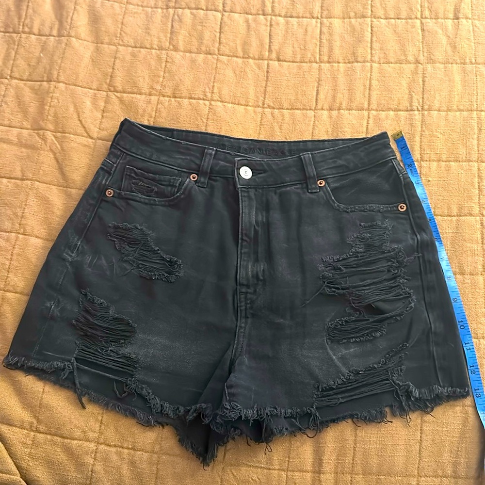 American Eagle Crossover waistband Comfort stretch shorts size 4